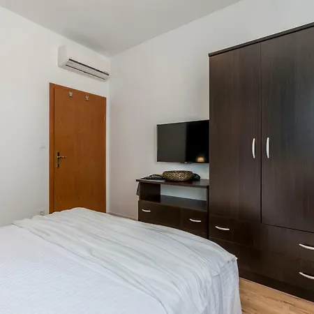 Victory Apartmán Mimice